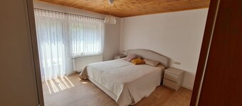 Temporary home to feel good in: 90m² in Koblenz!