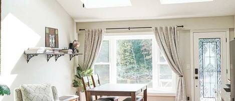 TV, fireplace, books, offices