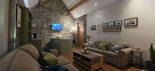 Cottage - Sleeps 2 - Near Cliffs of Moher