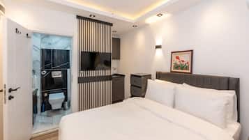 Economy Room | Desk, soundproofing, iron/ironing board, free WiFi