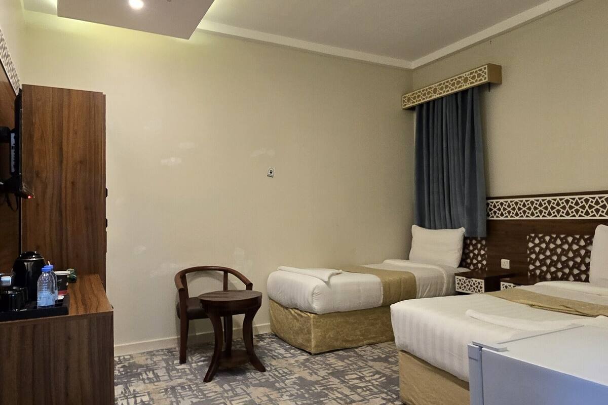 เครื่องนอนระดับพรีเมียม, ผ้านวมขนเป  ็ด, เตียงพร้อมฟูกเสริมที่นอน