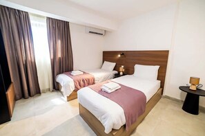 1 chambre, fer et planche Ă repasser, Wi-Fi, draps fournis