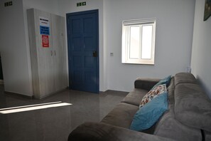 Interior - Comfortable 3-Bedroom Seaside Stay (St. Paul's Bay)
