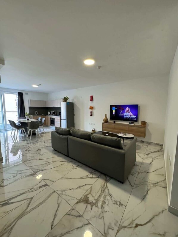 TV, offices