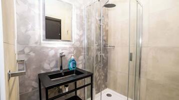 Ducha, secador de pelo