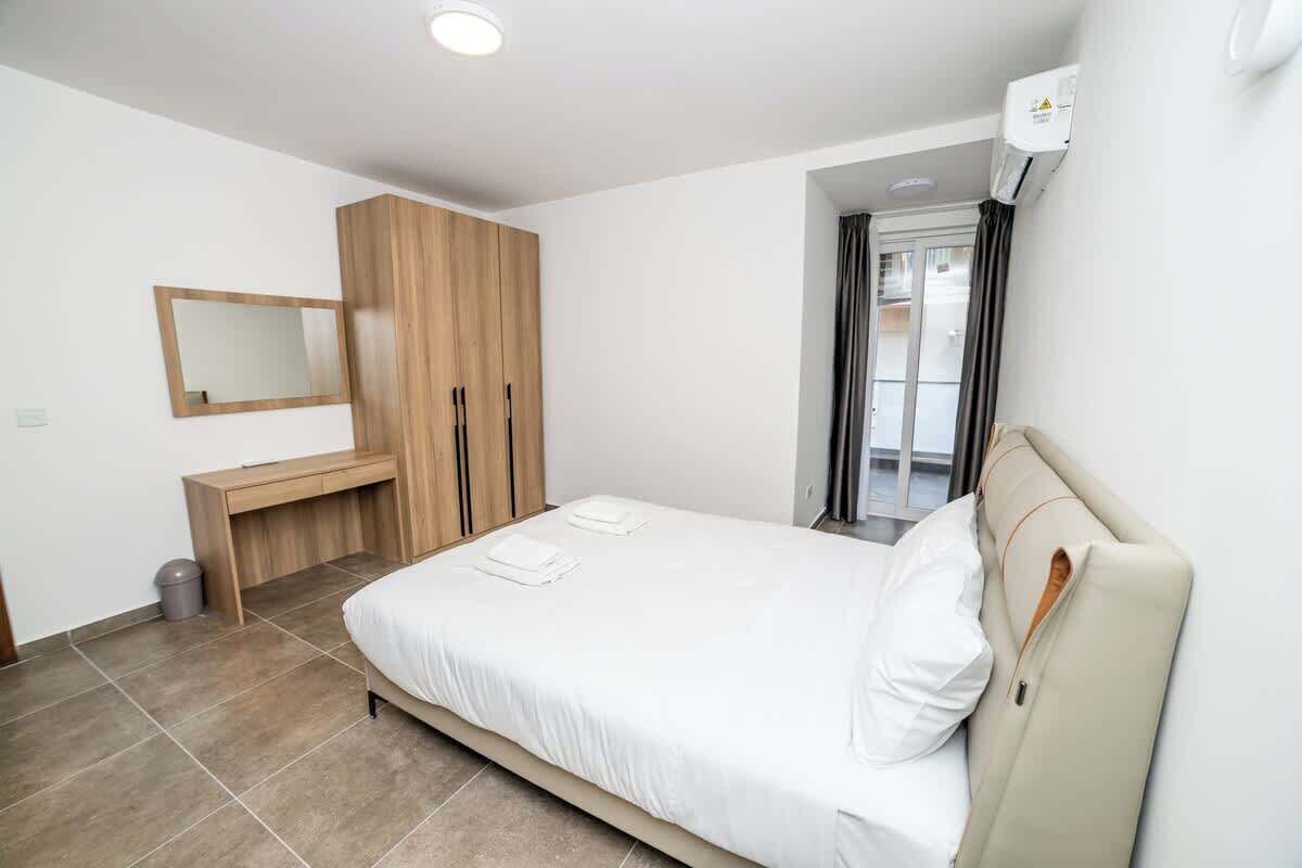 2 makuuhuonetta, Wi-Fi