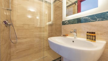 Deluxe-Apartment, Stadtblick | Badezimmer