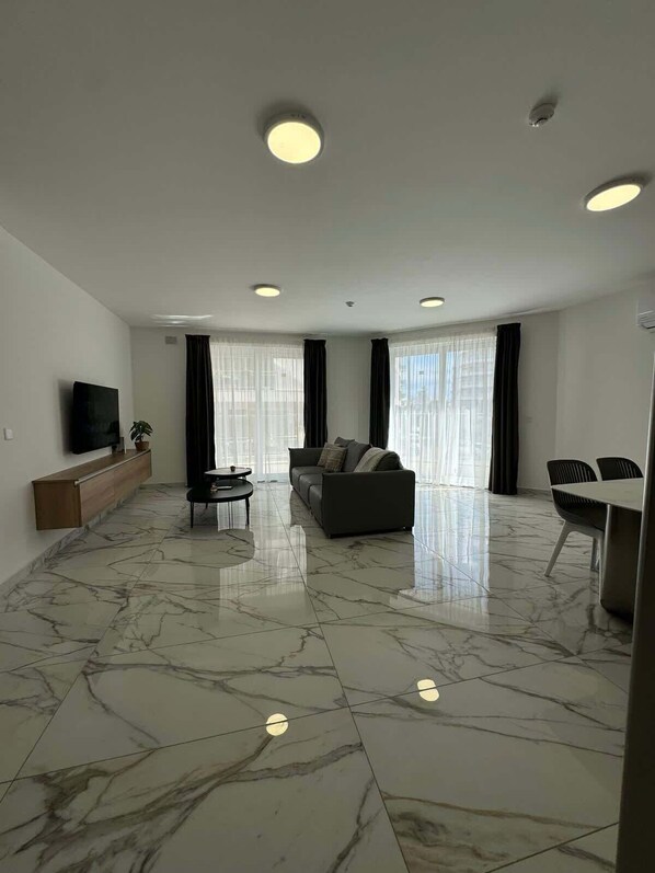 TV, offices