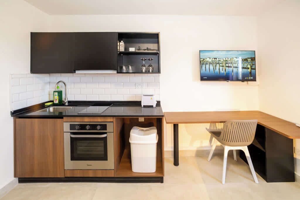 Fridge, stovetop, toaster