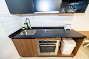 Refrigerador, parrilla de estufa y tostadora