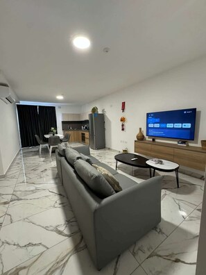 Télévision, espaces bureaux
