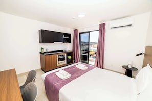 2 slaapkamers, een strijkplank/strijkijzer, wifi, beddengoed