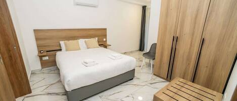 3 Schlafzimmer, Bügeleisen/Bügelbrett, WLAN, Bettwäsche