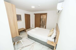 3 Schlafzimmer, Bügeleisen/Bügelbrett, WLAN, Bettwäsche