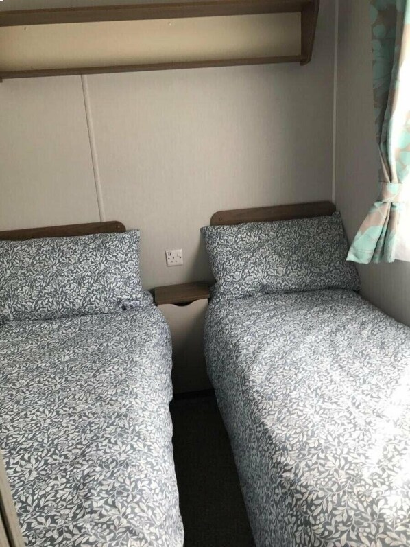 4 bedrooms, individually decorated, individually furnished, free WiFi