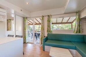 Table de tennis de table