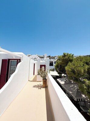 Junior Suite | Terrace/patio - 23 Hotel Mykonos (Mykonos)