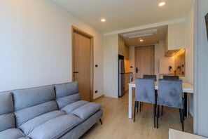 Interior - Prime Location 1BR Near Beach Club C240 (Laguna)