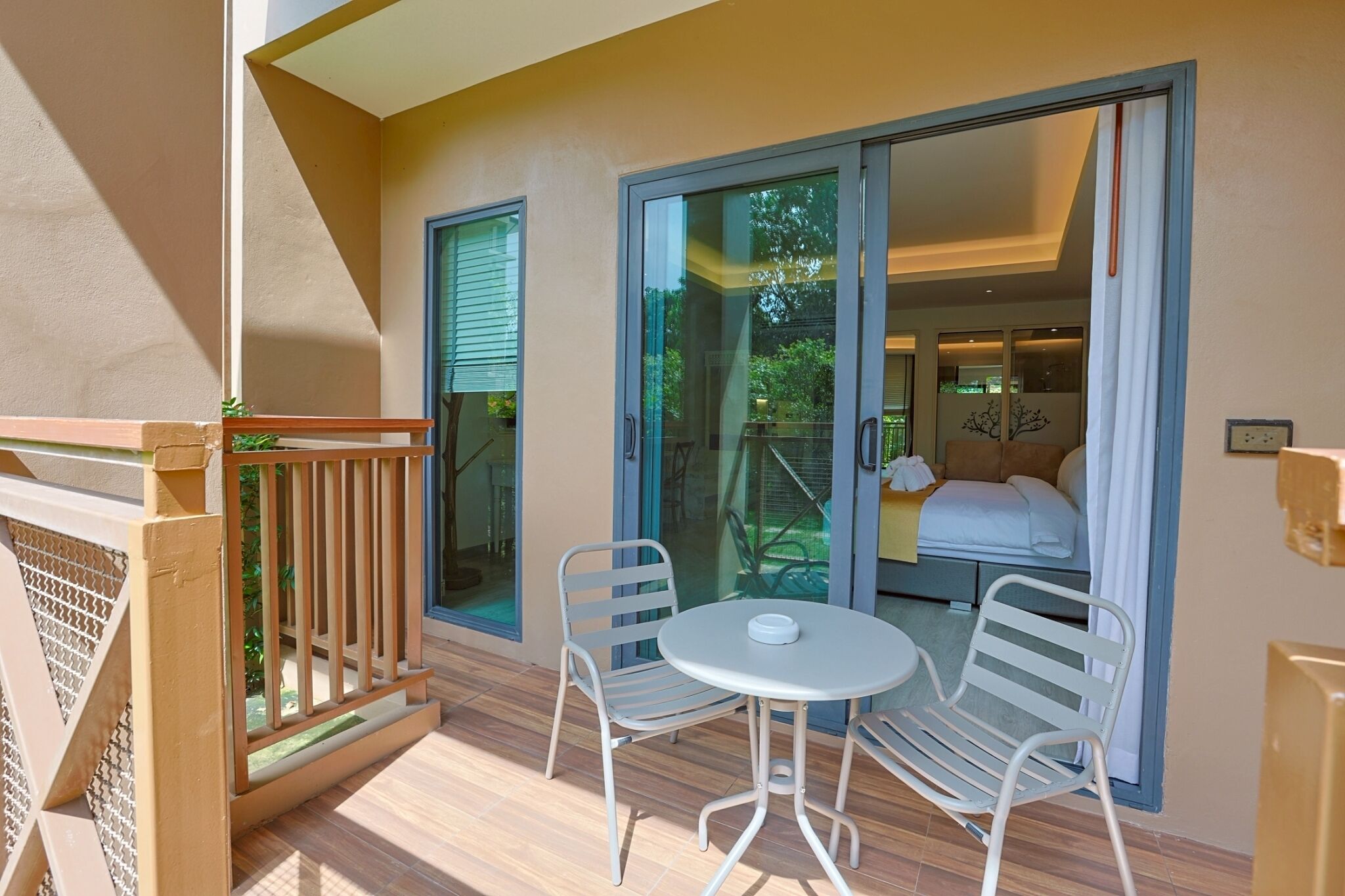 Standard Double Room | Living area