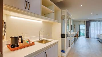 Premier Double or Twin Room | Minibar