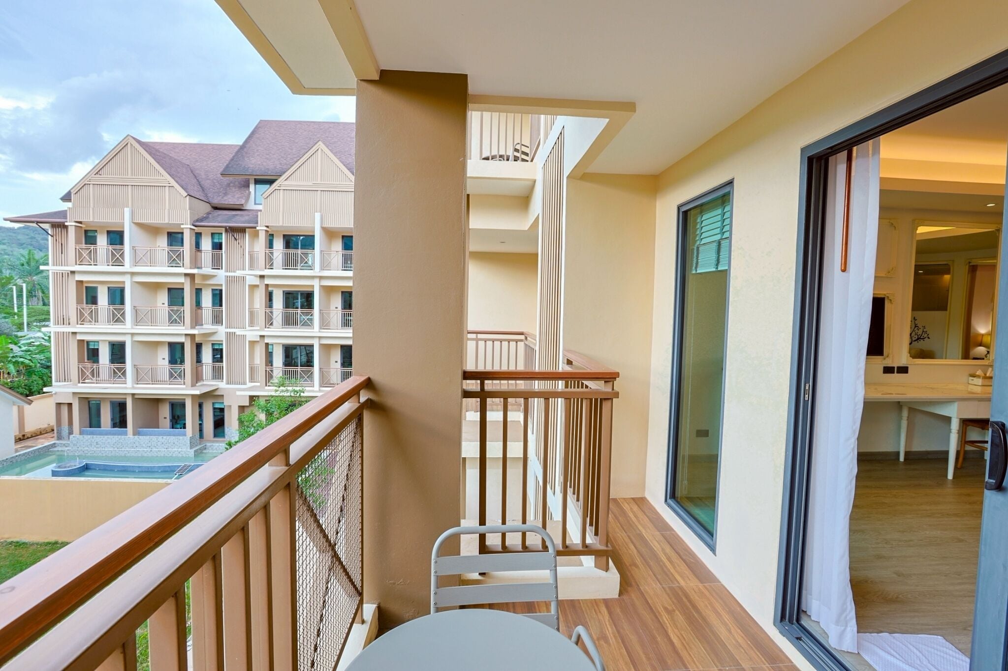 Standard Twin Room | Balcony view