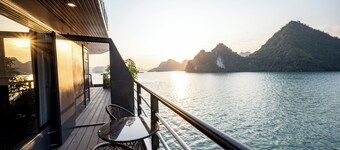 Dragon Premium Cruise