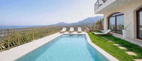 Luxury Villa, 3 Bedrooms, Private Pool, Sea View | Exterior