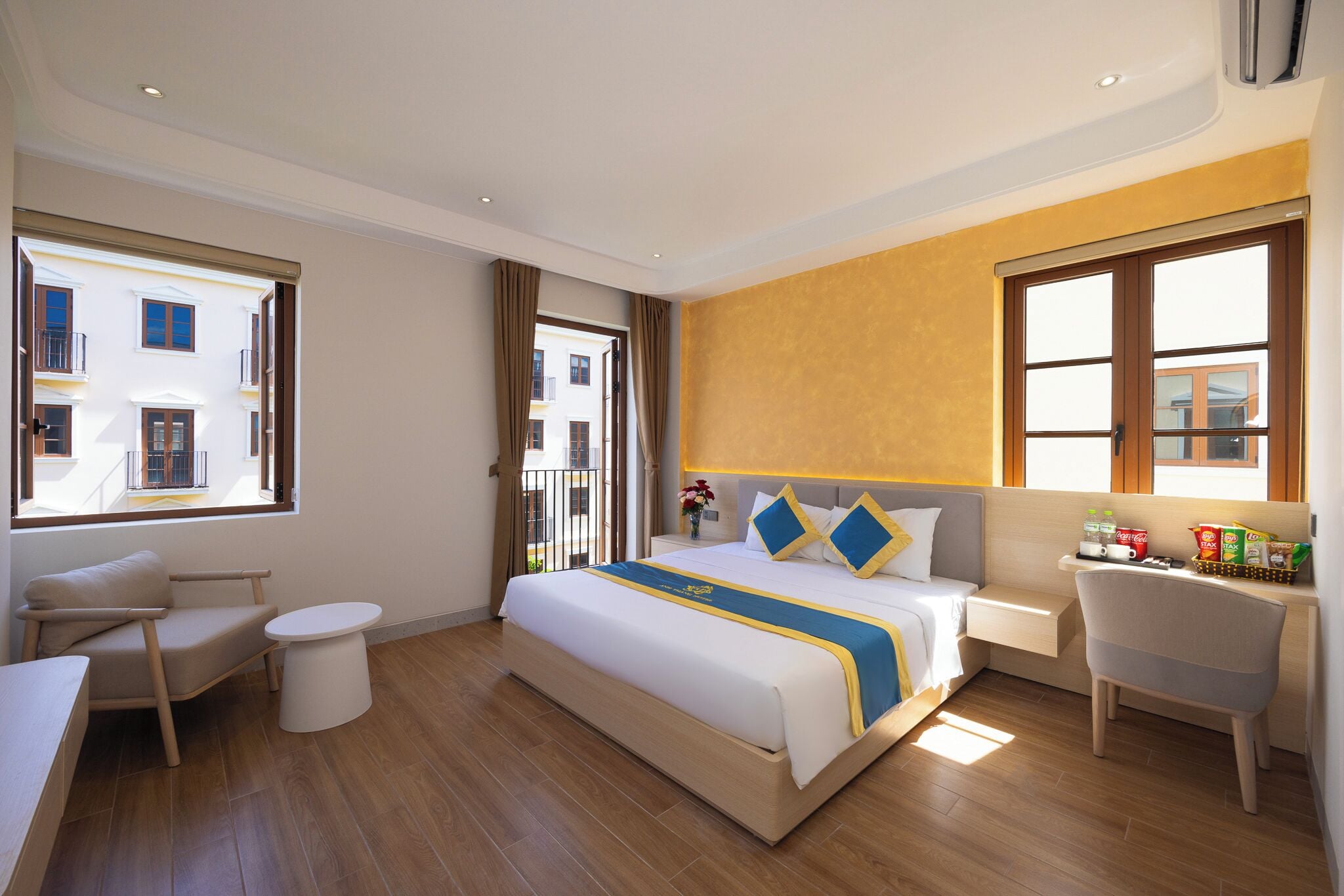 Deluxe Double Room, Balcony, City View | Free WiFi