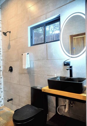 Huis, 3 slaapkamers, roken, balkon | Badkamer
