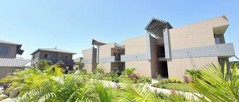 Family Double Room, Balcony | Garden view