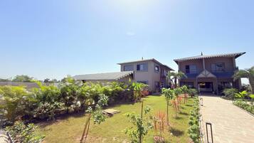 Quarto casal família, sacada | Área de estar