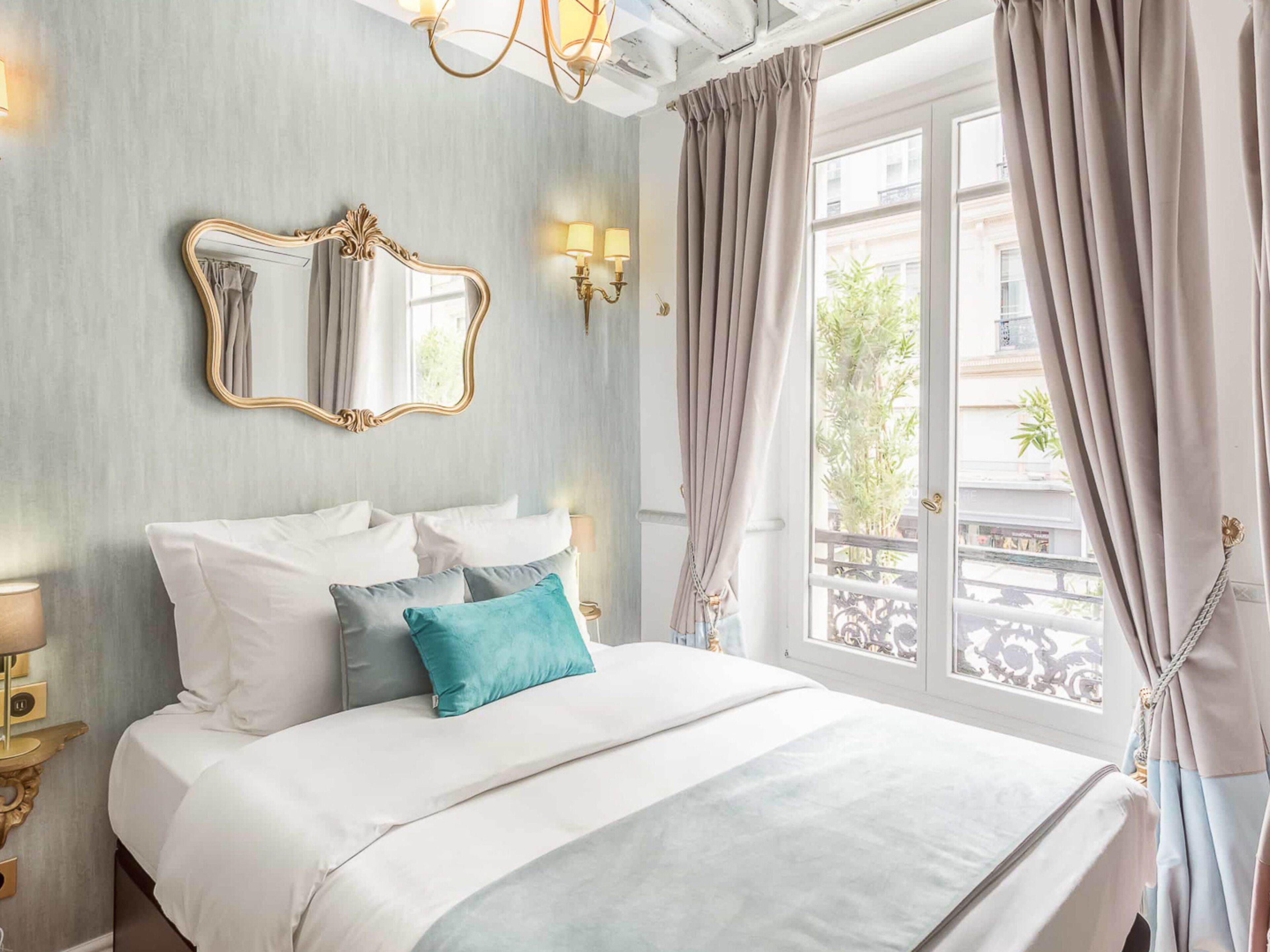 Appartement, vue ville | Literie hypoallergénique, surmatelas, coffres-forts dans les chambres
