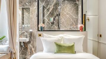 Apartment, City View | Hypo-allergenic bedding, pillow-top beds, in-room safe