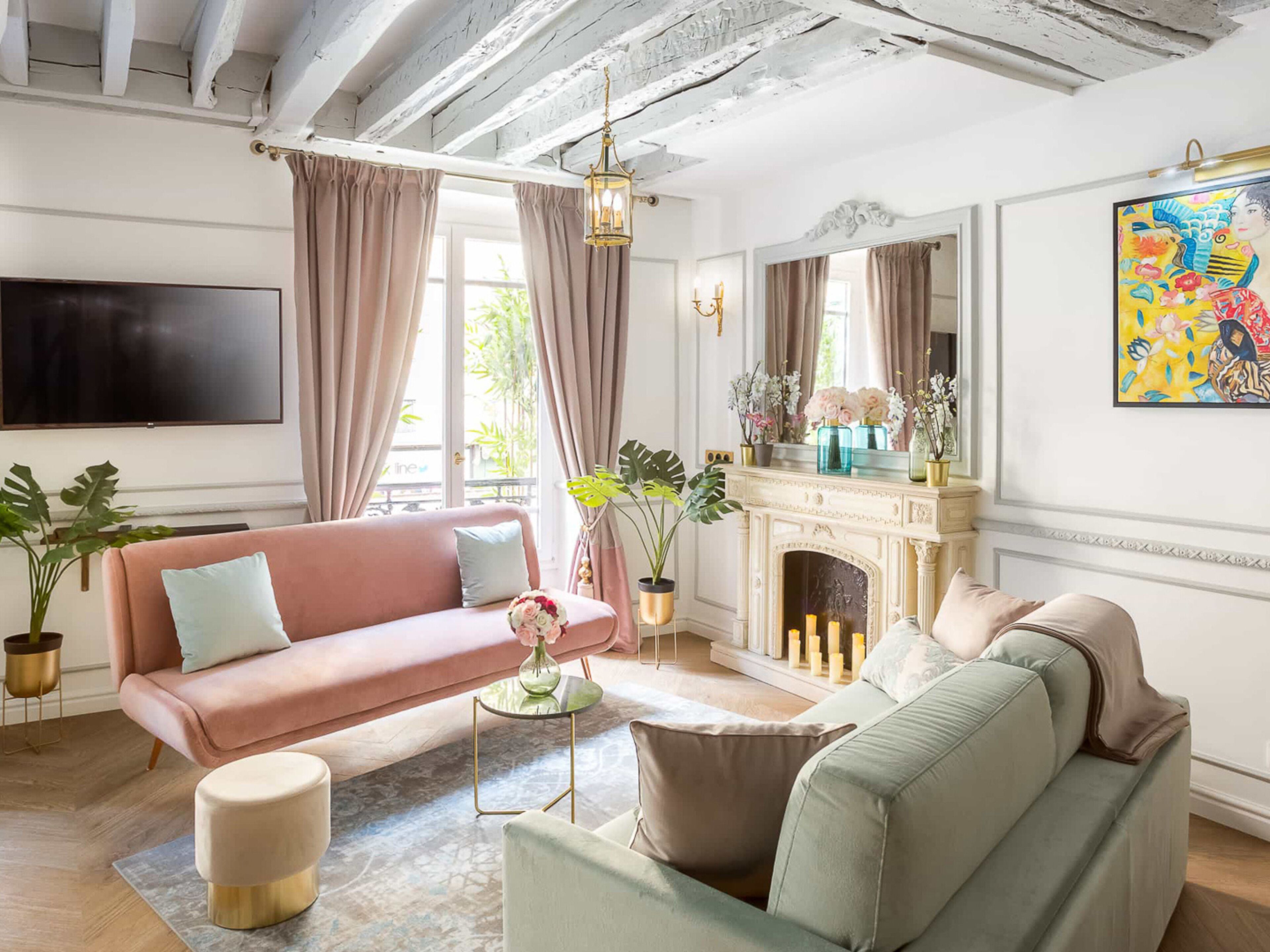 Apartment, City View | Living area