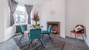 House, 2 Bedrooms | Dining