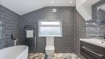 Rumah, 2 kamar tidur | Kamar mandi