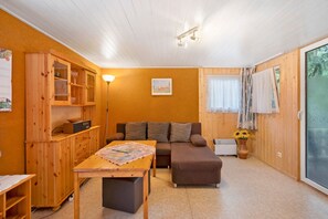 Télévision, table de tennis de table