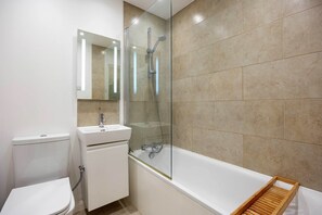 Shower, towels