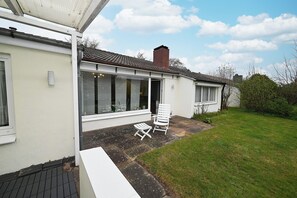 Terrace/patio - Vacation home "Leuchtboje" (Büsum)