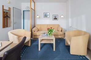 TV, stereo - House Regina Maris Apartment 6 (Norderney)