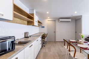 Apartament, balcó | Cuina bàsica privada | Bullidora elèctrica 