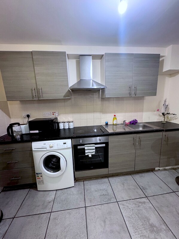Microwave, oven