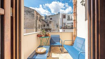 Apartamento, 3 habitaciones, balcón | Balcón