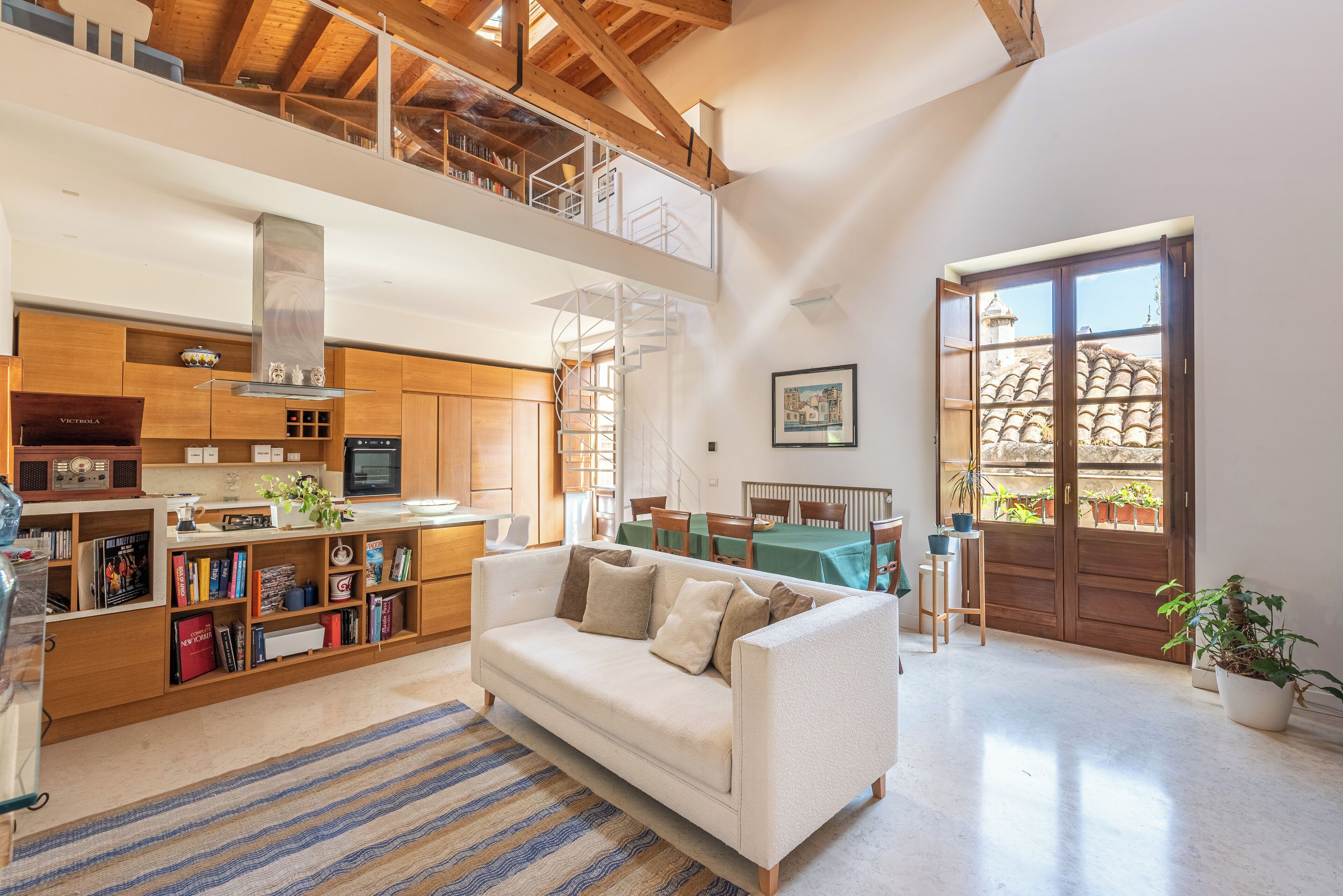 Apartment, 3 Bedrooms, Balcony | Living area | 30-inch TV with satellite channels