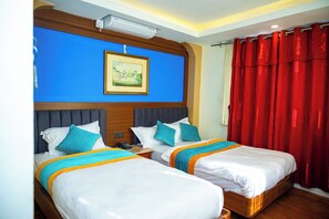 Family Triple Room | Desk, free WiFi - Hotel Sara Inn (Kathmandu)