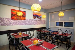 Dining - Hotel Sara Inn (Kathmandu)