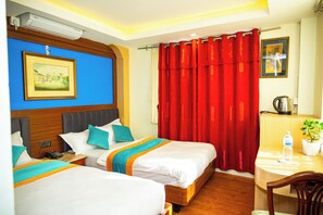 Standard Twin Room | Desk, free WiFi - Hotel Sara Inn (Kathmandu)