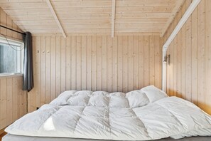 4 slaapkamers, een strijkplank/strijkijzer, gratis wifi