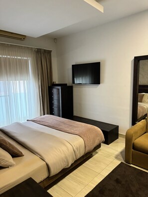 4 bedrooms, Internet