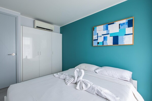 Apartment, Balcony